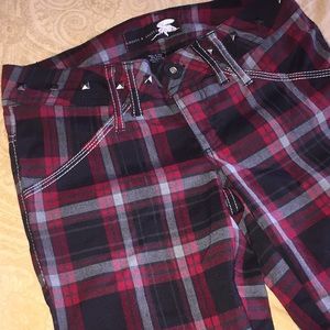 Hot Topic Plaid crop pants Ghosts & Angels Size 0